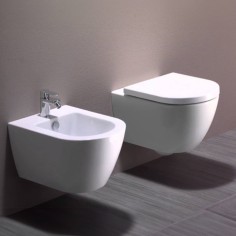 Sanitari sospesi bianco lucido con sedile pura 55 gsi