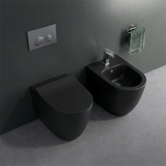 Sanitari filomuro nero opaco con sedile sento vitra
